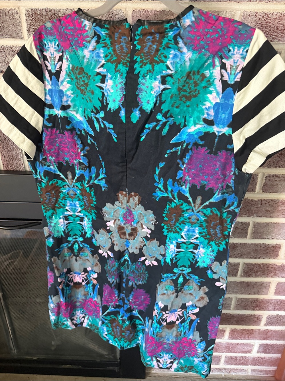 Dress Subcategory Classification - Picture 4 of 4